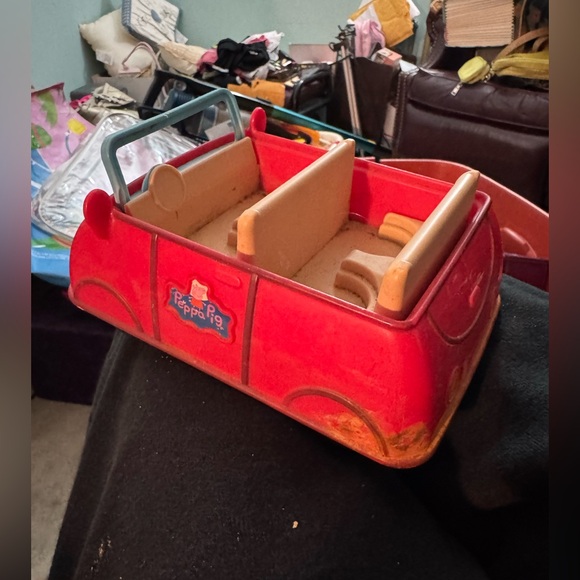 classic Peppa pig character plastic toy car - Picture 4 of 4